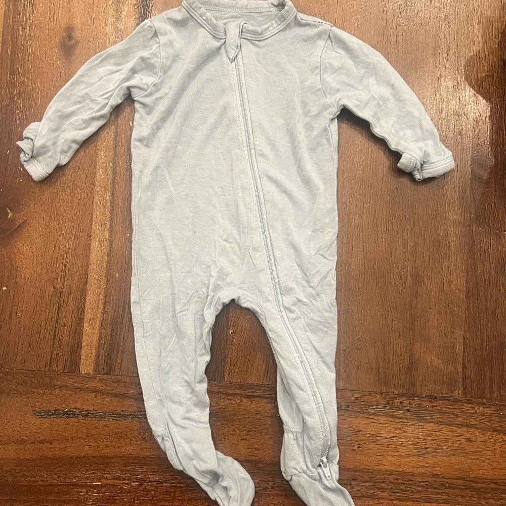 Kyte BABY Light Blue Footed Zipper Pajamas